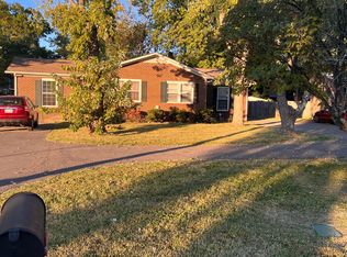 1125 Palmer Dr, Murfreesboro, TN 37130