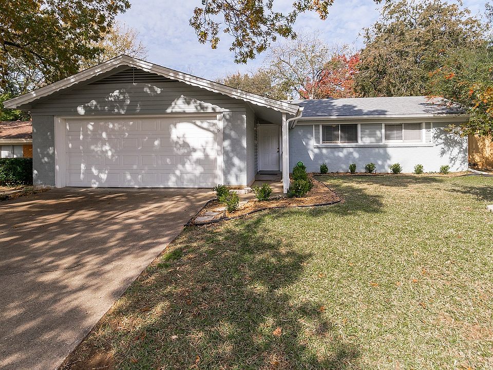 1st image of 1815 Larkspur Dr