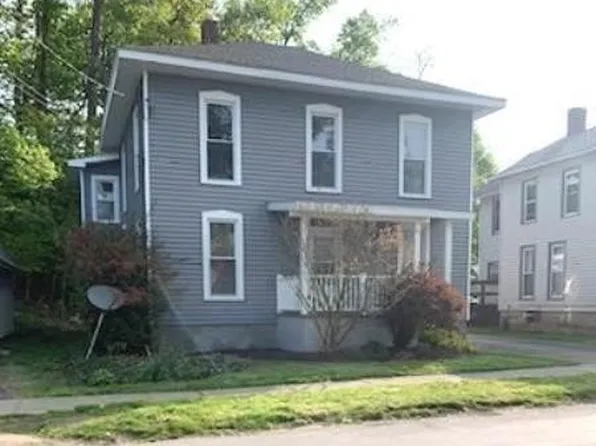 61 Day St, Fredonia, NY 14063