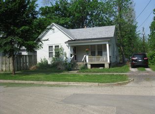305 S McCullough St, Urbana, IL