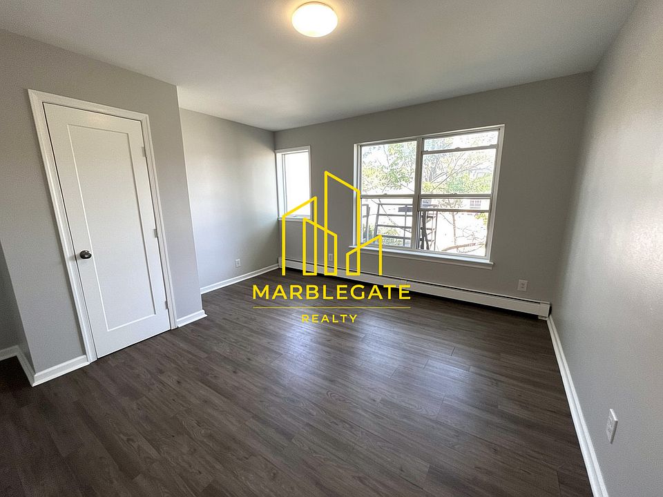 2nd image of 392 Stuyvesant Ave #200