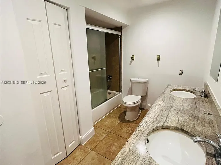 7701 SW 10th Ct #1A — Photo 13