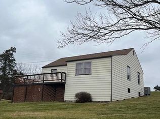 715 Village Rd, Muncy, PA 17756