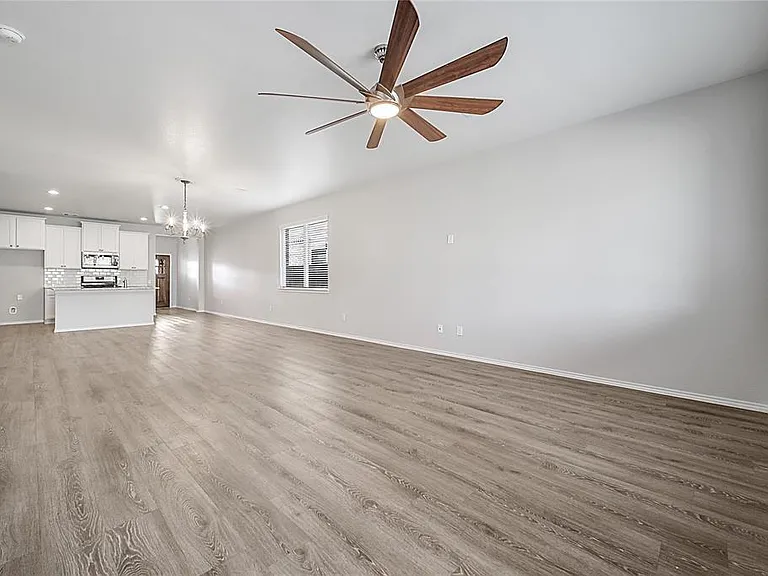 9295 Inland Leather Ln — Photo 10