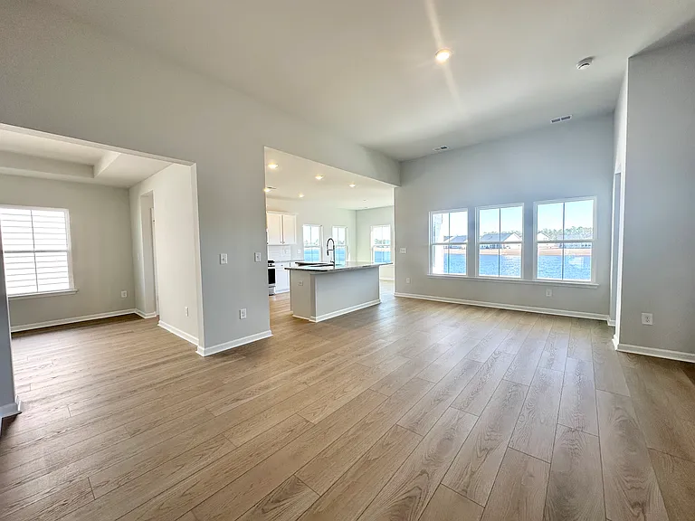 740 Isle Verde Dr — Photo 4