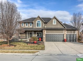 19314 D St, Omaha, NE 68130