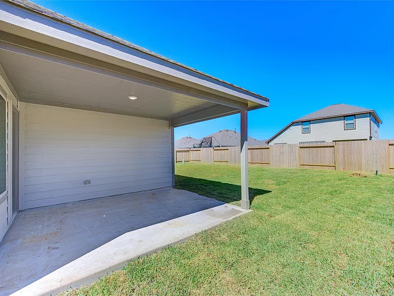 5023 Lavaridge Ln — Photo 10