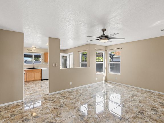5th image of 463 Burton Meadows Dr NE