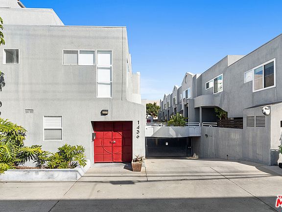 2nd image of 1436 20th St Unit 11