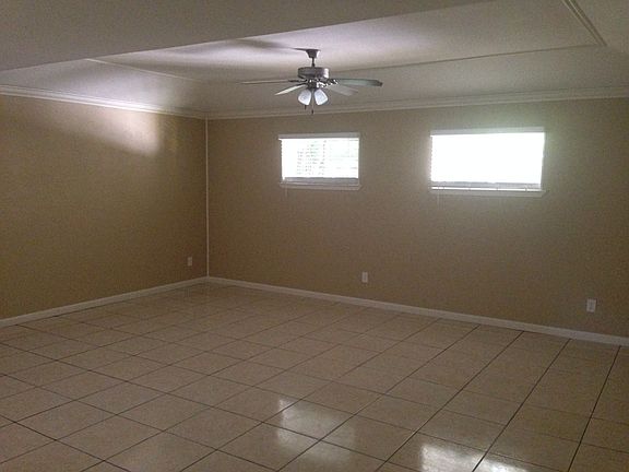 2nd image of 818 Marigold Dr