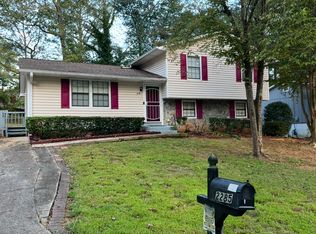 2285 Cherokee Valley Cir, Lithonia, GA 30058