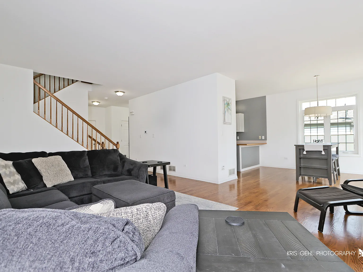 2 bed, 2.5 bath, 1856 sqft, $2,800 — Photo 3