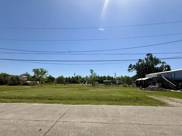 435 Sterling Dr, Houma, LA 70363