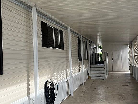 3rd image of 11346 SW 12th Ct