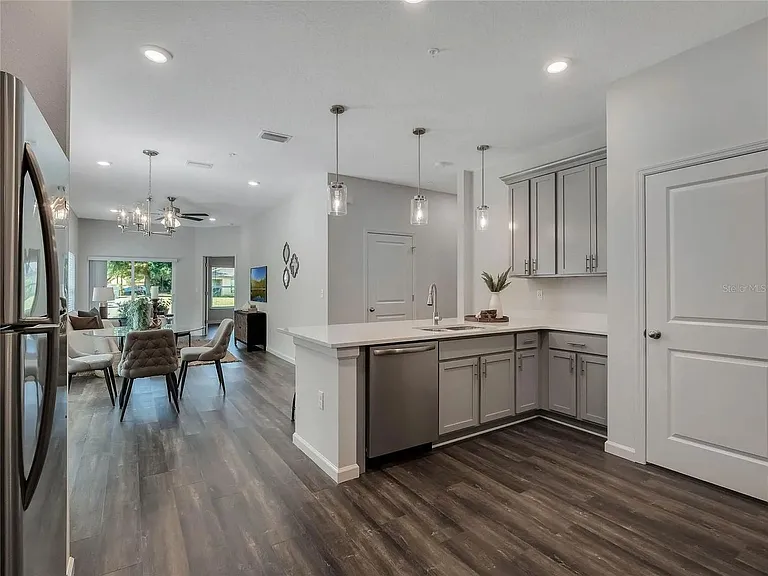 2964 Oak Park Way #A — Photo 2