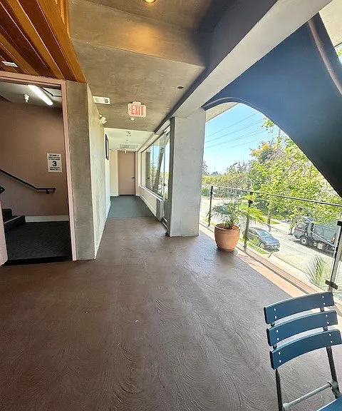 1946 Overland Ave #404 — Photo 35