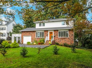 290 Middlesex Ave, Metuchen, NJ 08840