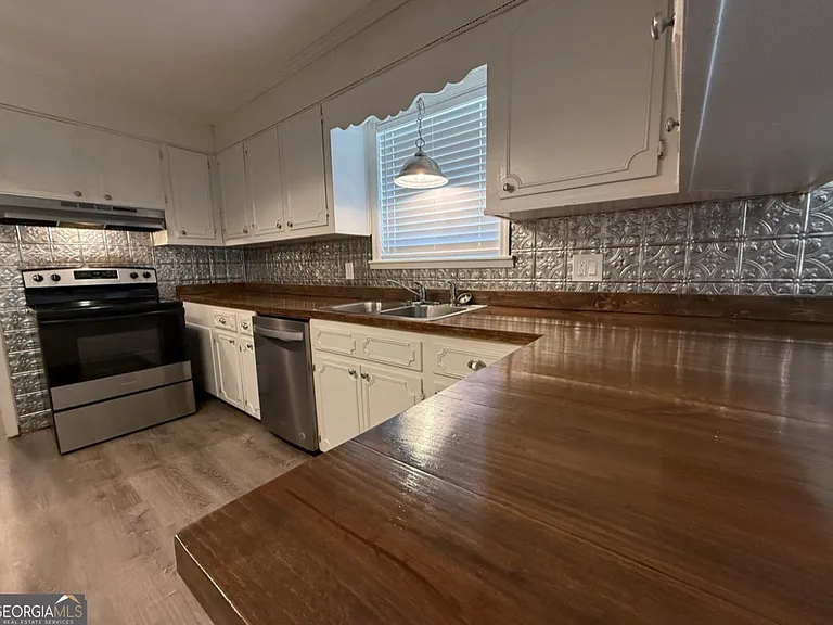 108 Plum St — Photo 27