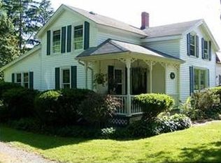 320 Wood St, Wilson, NY 14172