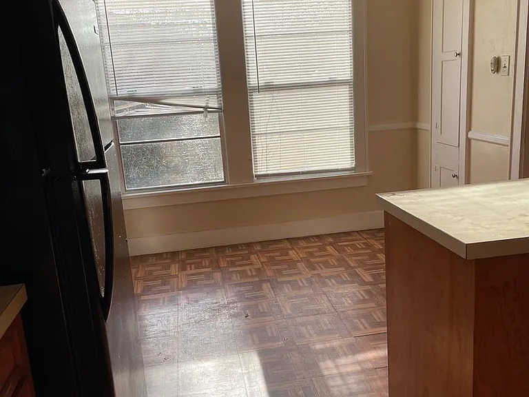 1111 W California Ave — Photo 9