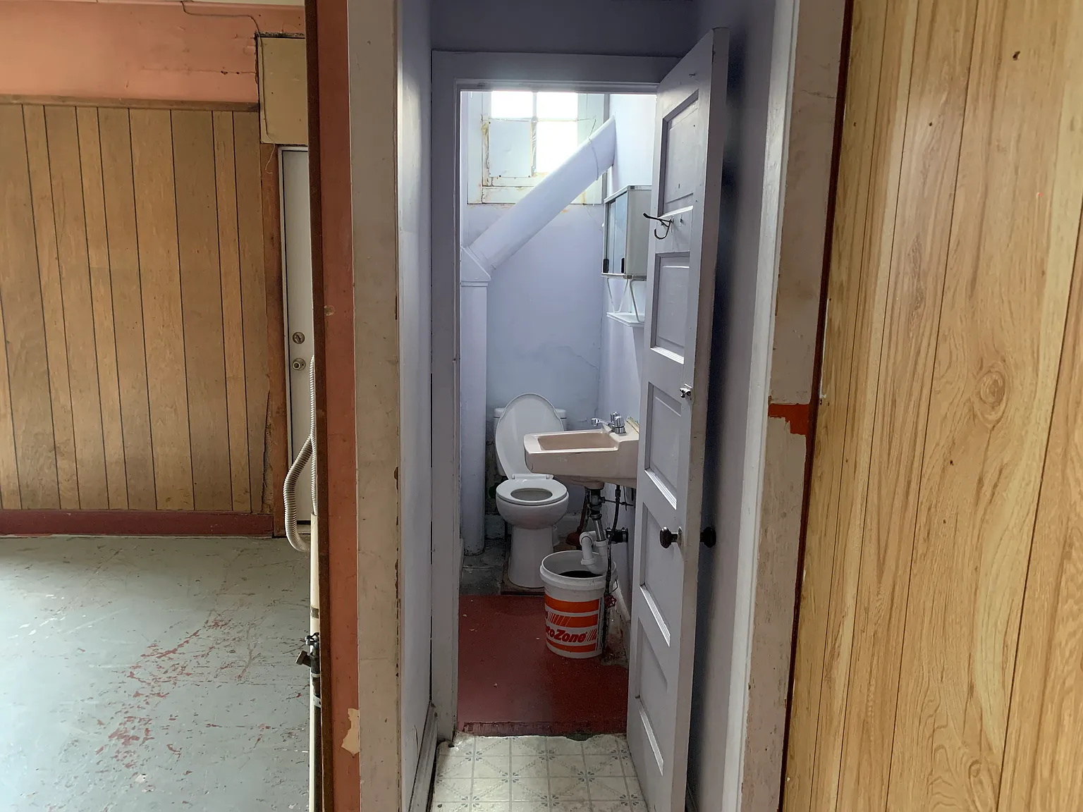 Studio, $1,500 — Photo 2