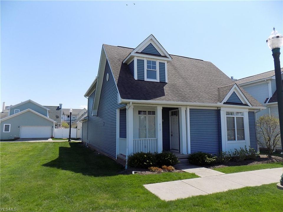 1st image of 410 Bascule Dr