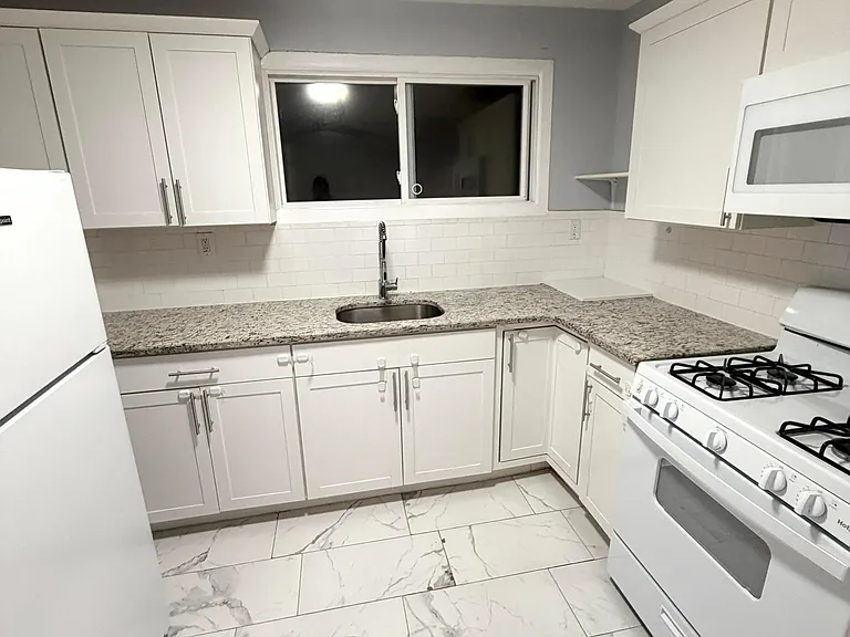 55 Four Mile Rd — Photo 10