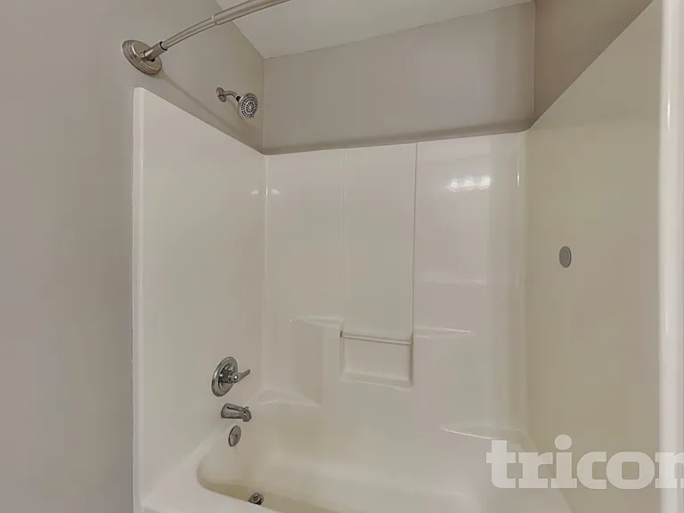 2116 SW Chase Dr — Photo 15