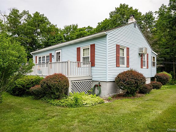3rd image of 45 Holt Road