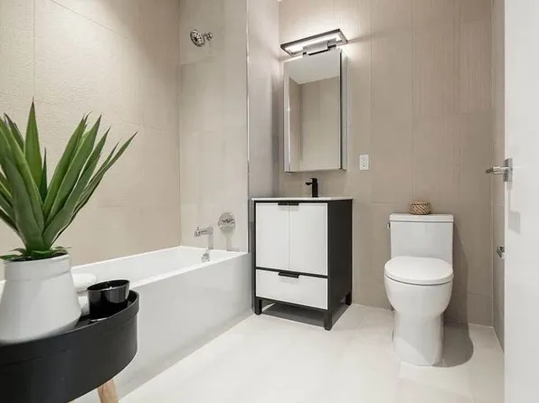 1476 Flatbush Avenue image 5 of 10