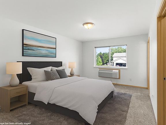 5th image of 317 Morningside Dr