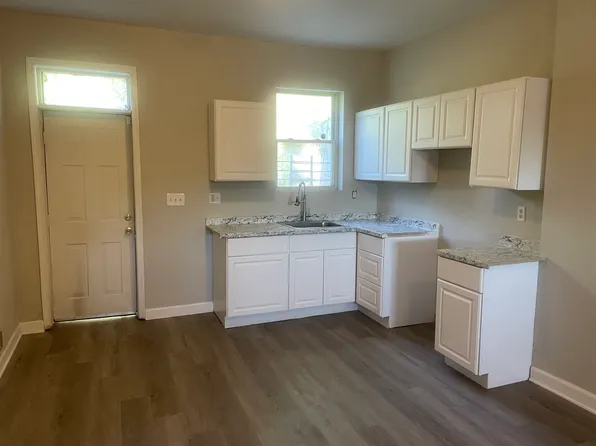 2658 Presbury St, Baltimore, MD 21216