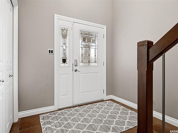 3rd image of 4610 Hames CRESCENT