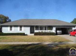 3425 NW Dawdy Dr, Topeka, KS 66618