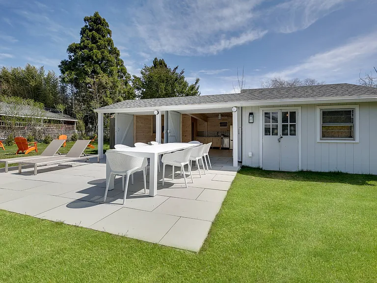 70 Powell Ave — Photo 16