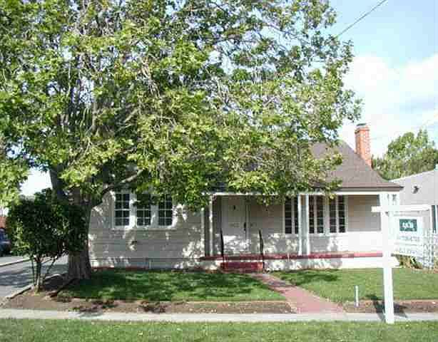 1st image of 84 Enes Avenue Duplx