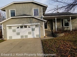 2011 Sapphire Ln, Aurora, IL 60506