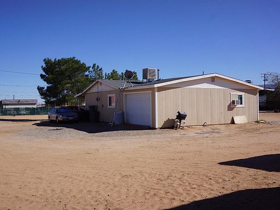 3rd image of 12196 Pawnee Ave