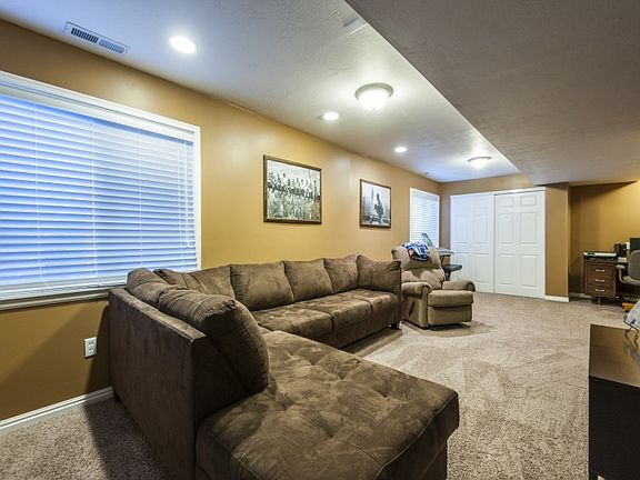 5th image of 10838 S Pine Grove Way