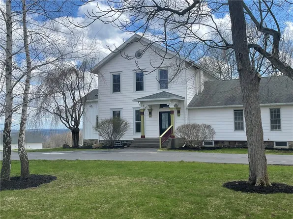 4765 Seneca Point Rd, Canandaigua, NY 14424