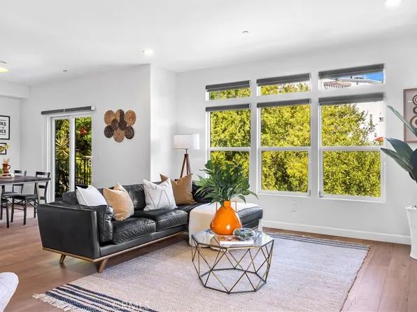 3822 Clayton Ave, Los Angeles, CA 90027