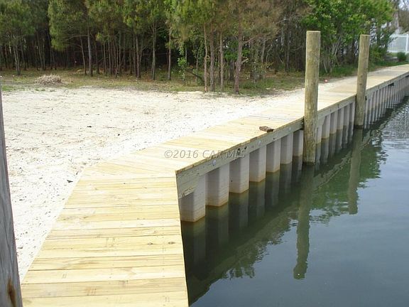 Wide Boardwalk/Piliings