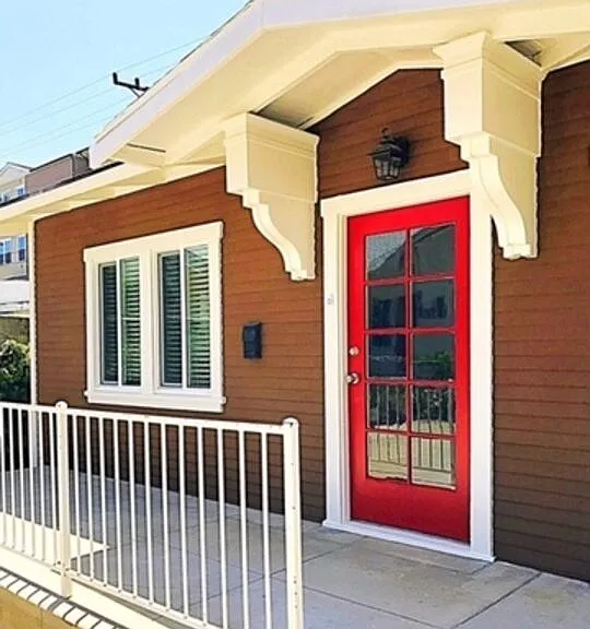 328 W California Ave — Photo 2