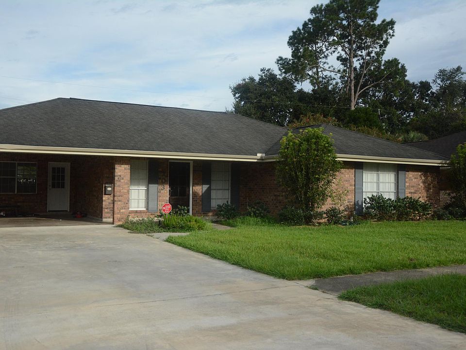 1st image of 203 Gordon Crockett Dr