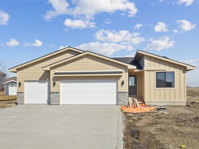 433 34th St SE #E1AOXL, Altoona, IA, 50009