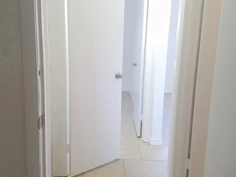 435 Earl Ave — Photo 19