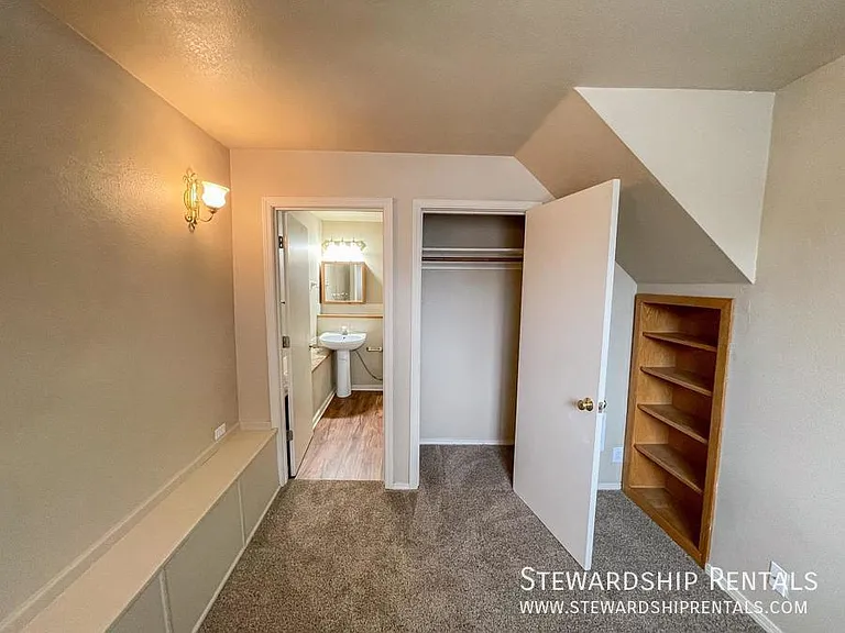 1472 E 19th Ave — Photo 11