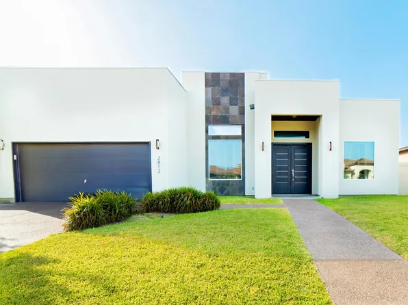 2812 Hammett Dr, Laredo, TX 78041