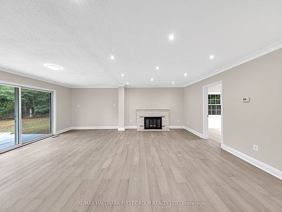 5th image of 7300 Reesor Rd