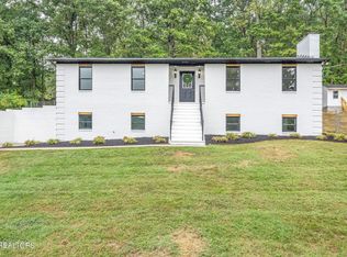 113 Clark Ln, Powell, TN 37849